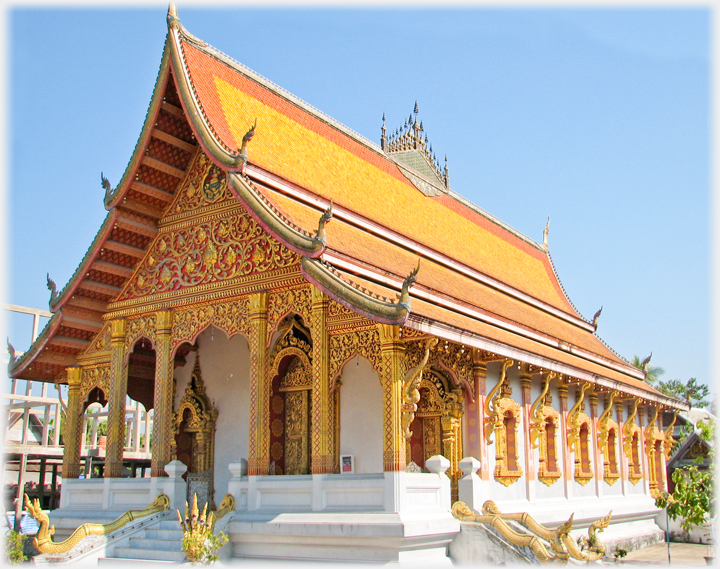 The Wat Nong Sikhounmuang.