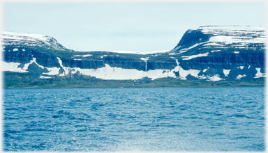 Mountains beside the fjord near Aedey.