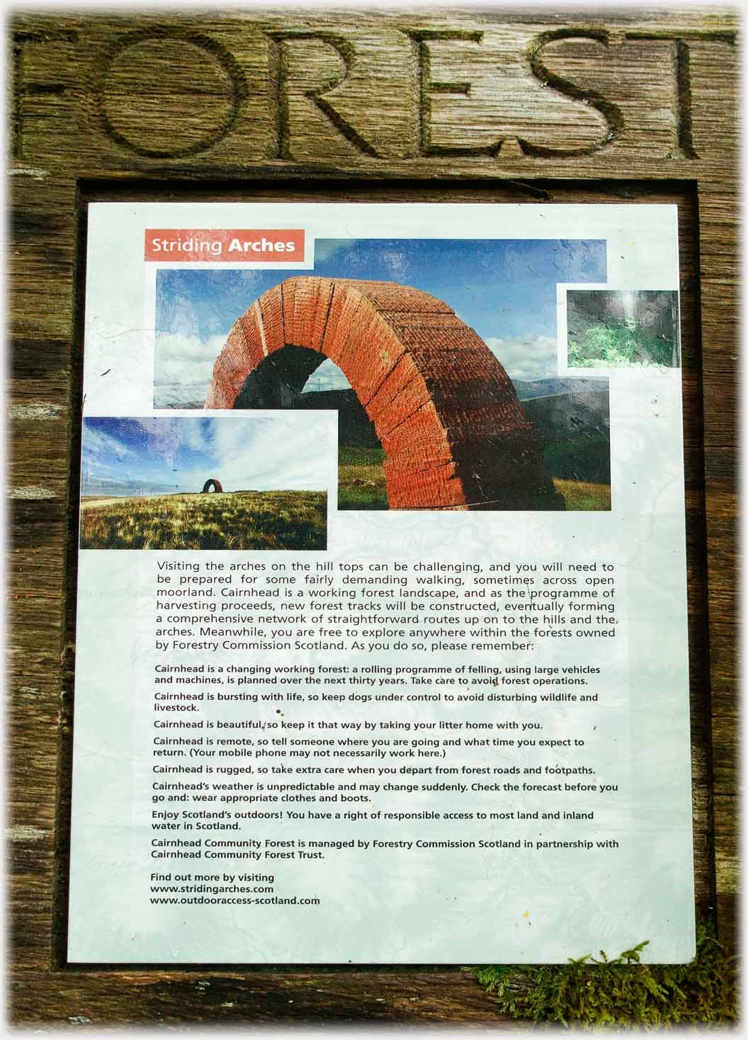 Photograph and text on board.