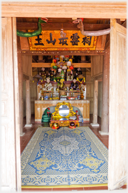 Main altar of the pagoda.