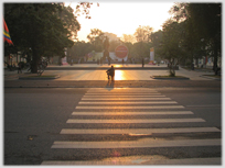 Dawn at the road crossing to Ly Thai To Square.