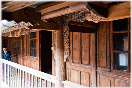 Gallery roof supports.