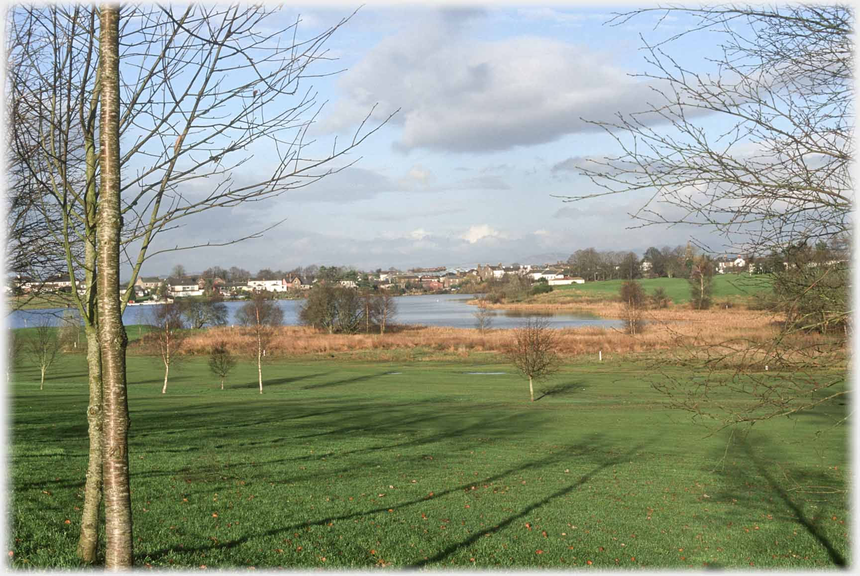 Golf links, loch, village.