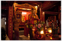 Statue of Confucius in the Temple of Literature in Ha Noi.