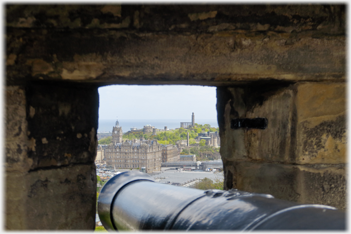 View through loop over cannon to North British Hotel and calton Hill.