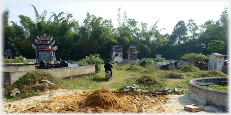 Bike and Graves