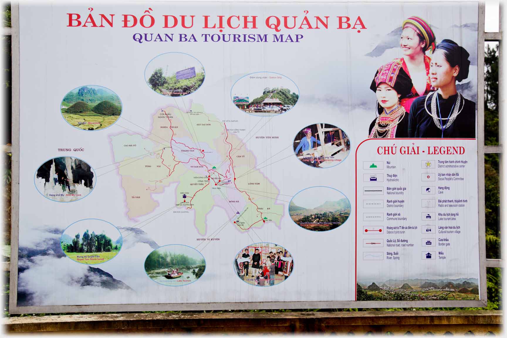 Display board with local views and map.