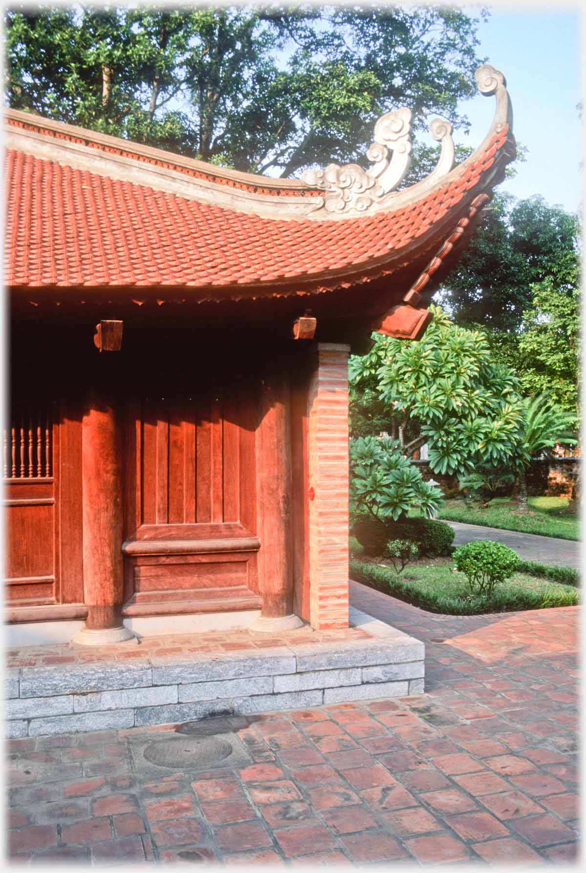 Corner of main building with up-turned eave.