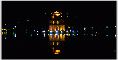 A night view of Thap Rau.