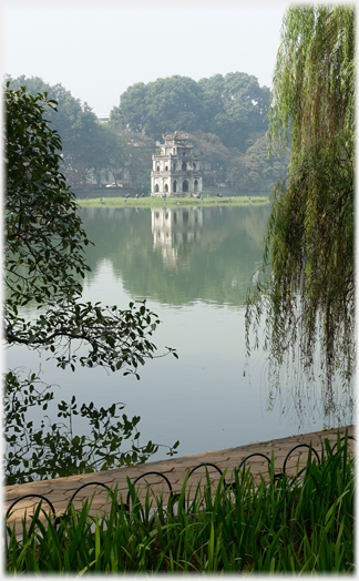 Thap Rau framed in green - vertically.