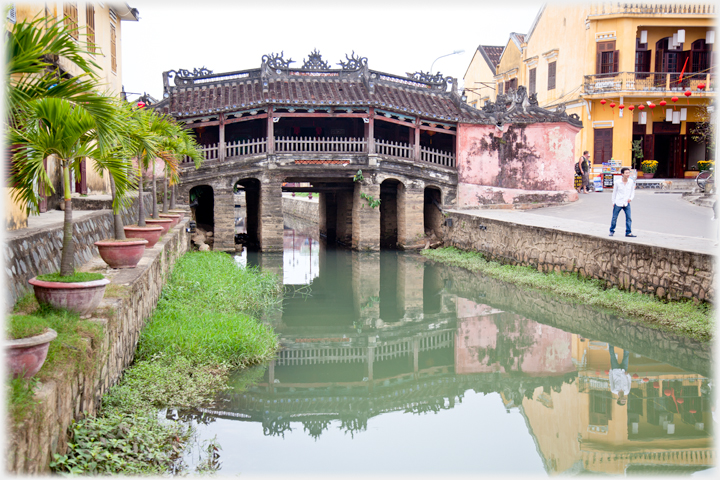 The Japanese Bridge frm upstream.