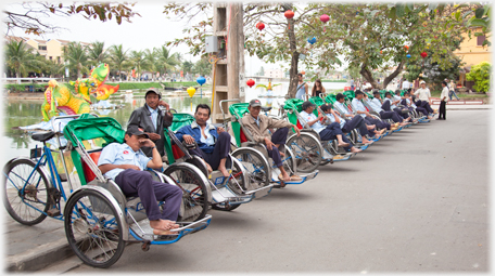 Rank of cycle rickshaws.