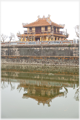 Hoa Binh Gate.