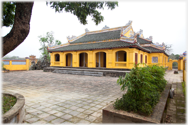 Truong Sanh Palace.