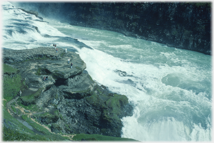 The best place for viewing the falls.