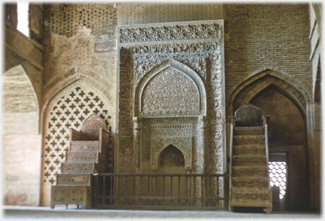 The Mihrab Oljeitu Khodabendeh.