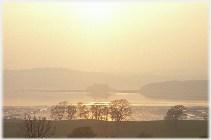 Winter sunset from Mutehill.