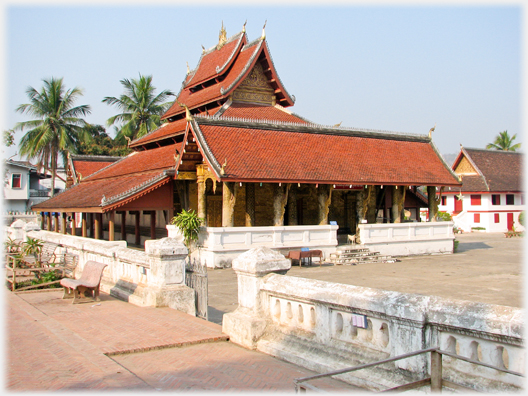 A view of the courtyard side of the Wat Mai.