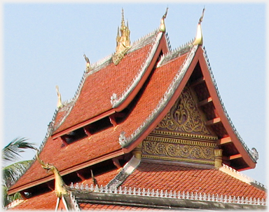 Top two roofs of the Wat Mai.
