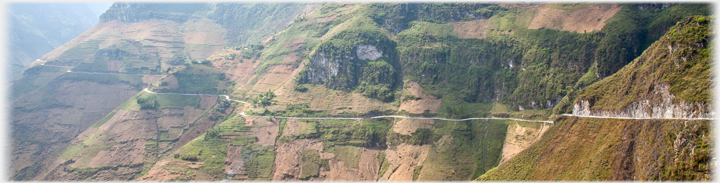 The road above the gorge.