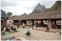 The market hall and street in Dong Van.