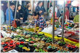 Stall with tea sets