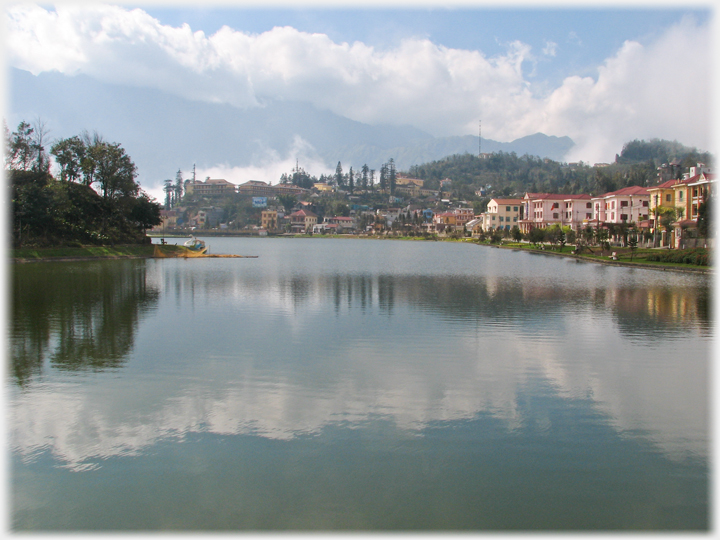 Sa Pa Lake and French villas.