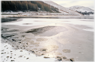 Loch of the Lowes and Peat Hill.