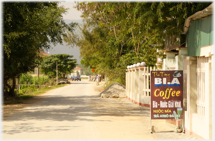 Stall on road junction.