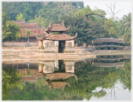 Closer shot of the pavilion and other buildings.