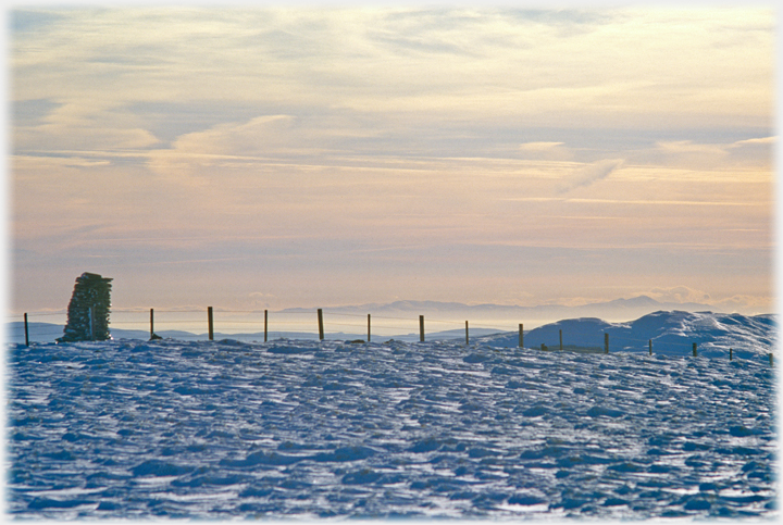 Summit of Trowgrain Middle.