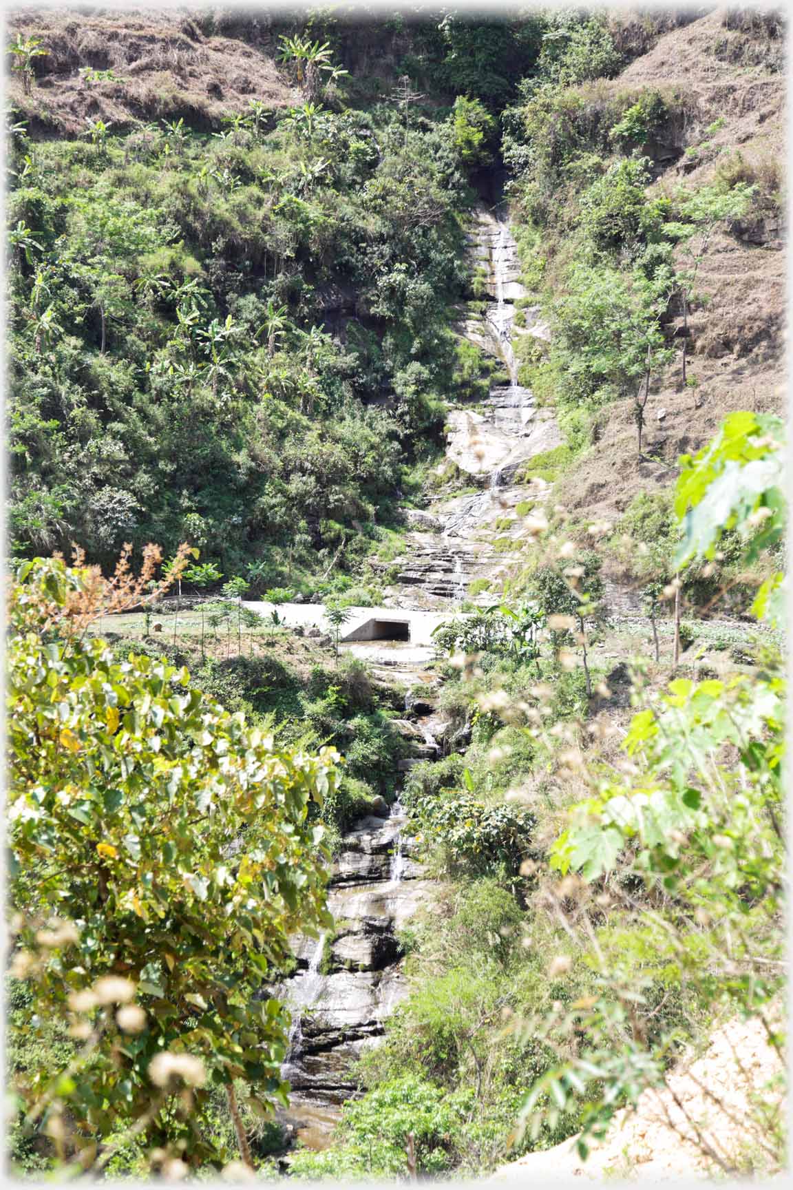 Stream in rocky course, nearly a cascade.